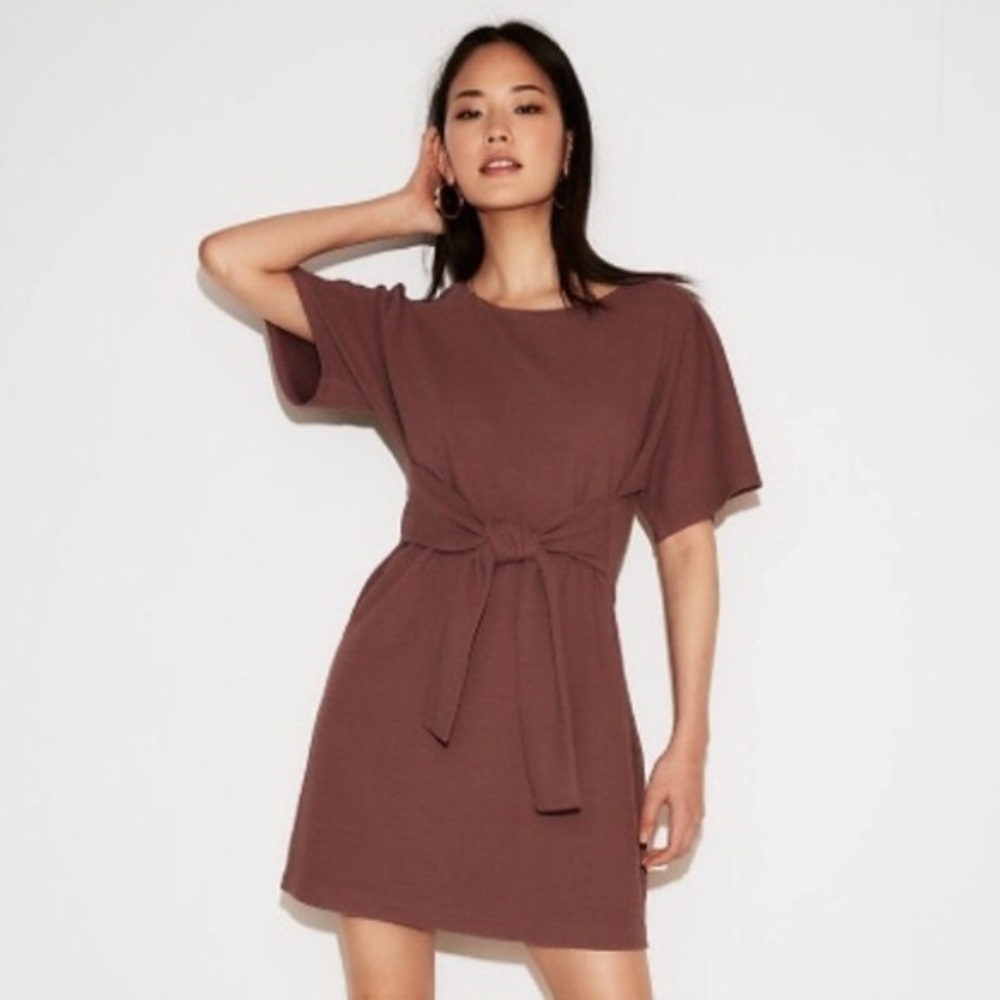 EXPRESS // Dress - Picture 2 of 5